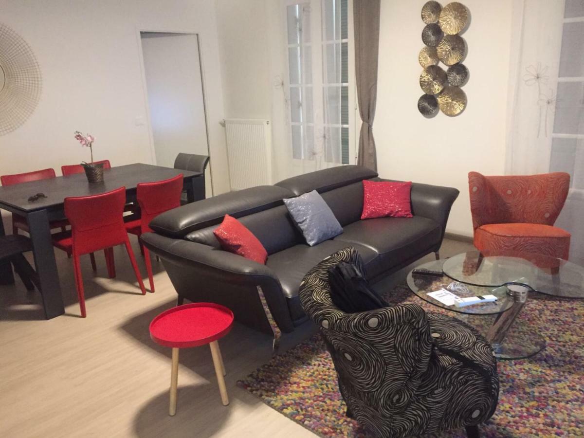 Red-Line Apartment Serris Luaran gambar